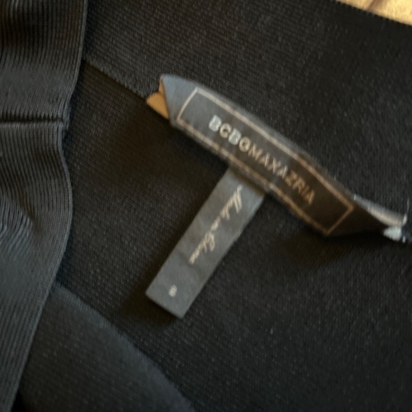 BCBGMAXAZRIA Black Pull On Skirt size Small - Picture 3 of 7